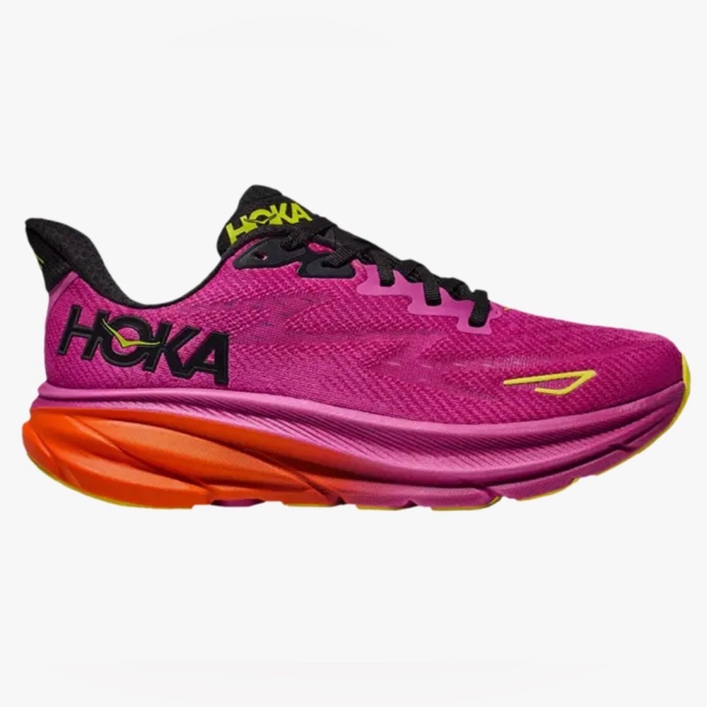 Hoka One One Women’s Clifton 9 ✨Fuchsia/Blk✨